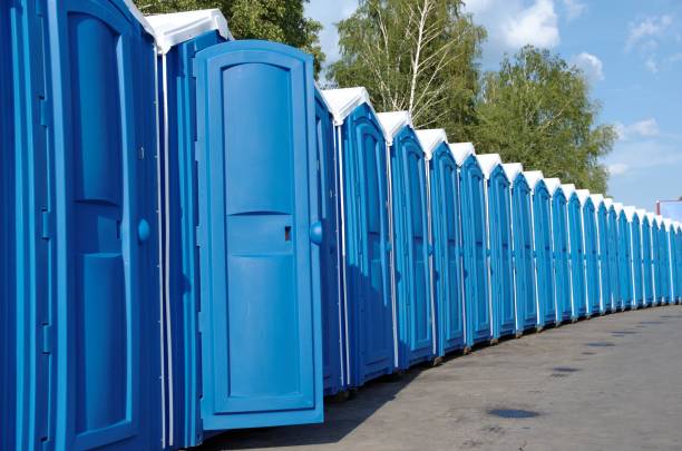 Best Porta potty rental near me  in Rialto, CA